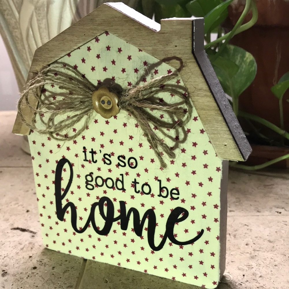 Wooden Barn Shelf Sitter
